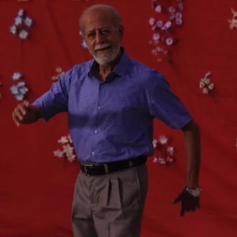 'கமலோட அண்ணன்ங்கிறதால, வேலை வாங்காம விட்டுடாதீங்க!' சந்திரஹாசனின் கடைசி பட நினைவுகள் #VikatanExclusive