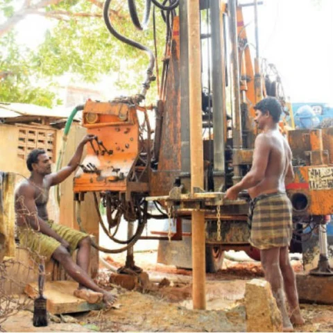 கோடைக்காலத்தில் போர்வெல் அமைப்பது சரியா? - வேளாண் பொறியாளர் விடுக்கும் எச்சரிக்கை!