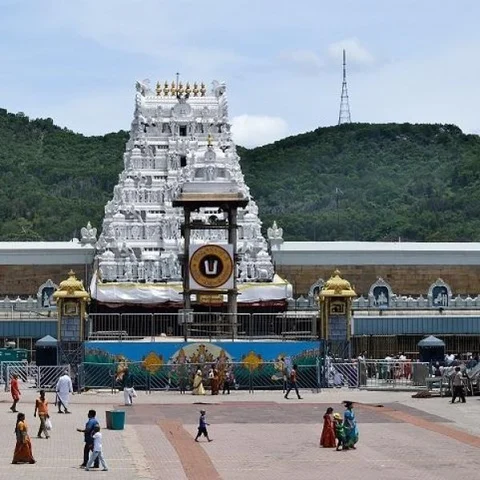 திருப்பதியில் நாளை 4 மணி நேரம் சுவாமி தரிசனம் ரத்து!