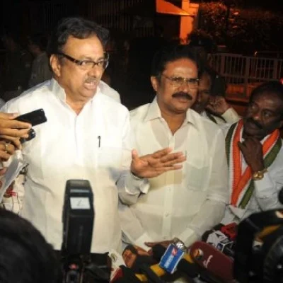 இன்னும் கொஞ்சம் அதிகம் இருந்திருக்கலாம்... திருநாவுக்கரசரிடம் எதிர்பார்க்கும் இளங்கோவன் !