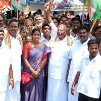 ரங்கசாமி் பதவி விலகக் கோரி காங்கிரஸ் ஆர்ப்பாட்டம்