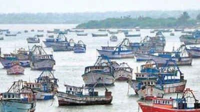 மீனவர்களின் விசைப்படகு
