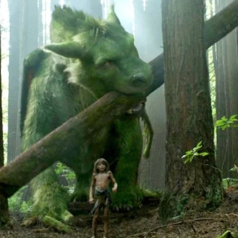 பச்சை டிராகனைக் காப்பாற்றப் போராடும் குட்டிச் சிறுவன்! #PetesDragon