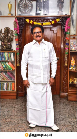 காதலும் அரசியலும்: 9 நிமிட வாசிப்பில் ஆனந்த விகடனின் 12 அசத்தல்கள்!