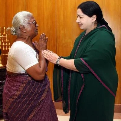 பேரறிவாளனை விடுவிக்கக் கோரி முதல்வர் தனிப்பிரிவில் அற்புதம்மாள் மனு!