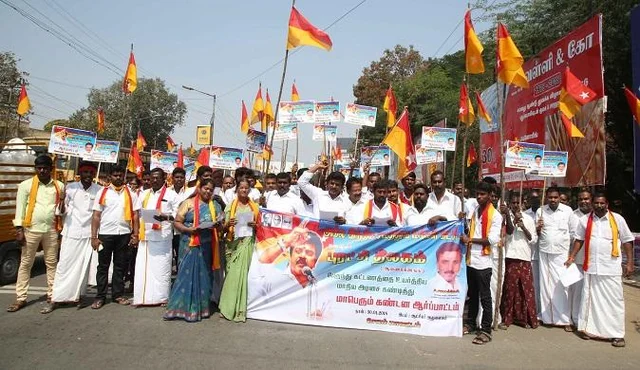 ’’ஆட்சியாளர்கள் அங்காடித் தெரு ஊழியர்களை நினைத்துப் பார்க்க வேண்டும்’’ - போராட்டத்தில் கொந்தளித்த ச.ம.க