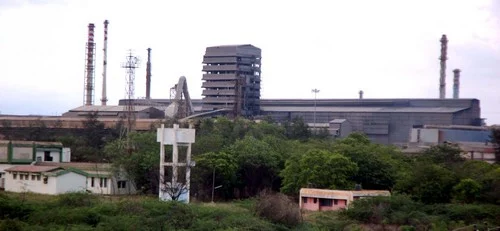 ஸ்டெர்லைட் ஆலையை ஆய்வு செய்ய ஐ.ஐ.டி. பேராசிரியர் தலைமையில் குழு அமைப்பு!