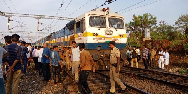 `அனைத்து ரயில் நிலையங்களிலும் சிசிடிவி கேமராக்கள் கொண்டுவரத் திட்டம்!’ - சைலேந்திர பாபு