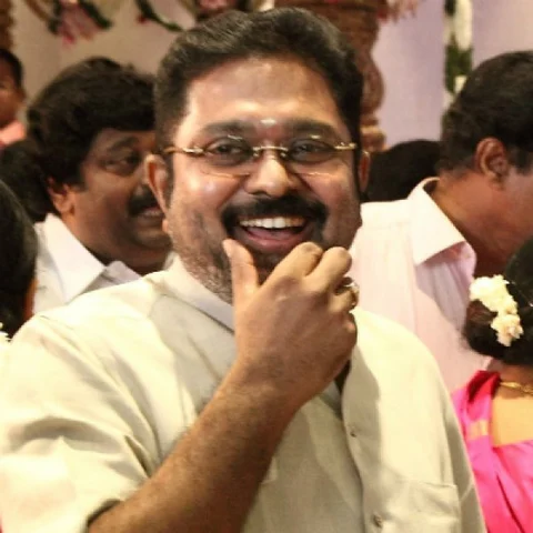 செல்வாக்கை சரிக்கட்டுமா சசிகலா அணி..? தினகரன் ஜாமீன் பின்னணி!