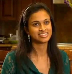 மொபைல் போனை 20 வினாடிகளில் சார்ஜ் செய்யும் உபகரணத்தை கண்டுபிடித்த இந்திய மாணவி