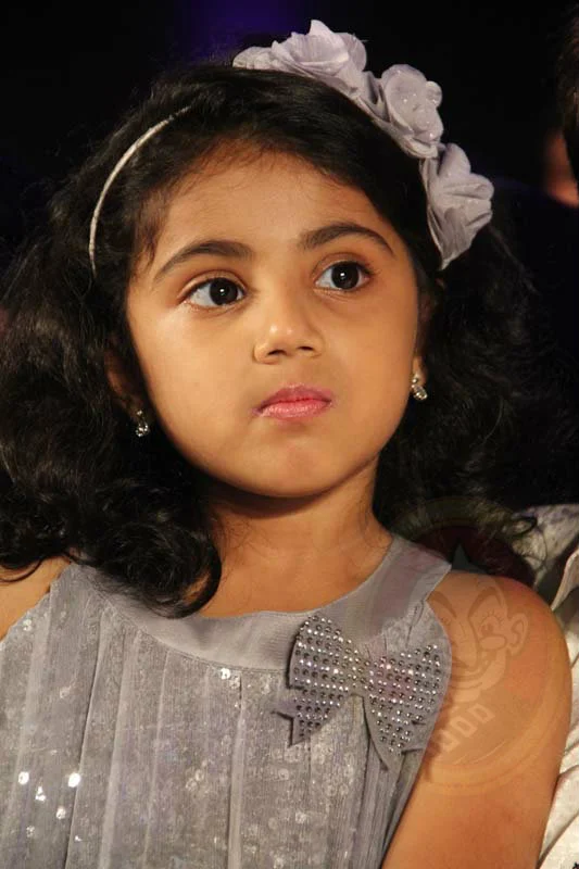 விஜய் அங்கிள் நீங்க எங்க இருக்கீங்க? தெறியில் அப்ளாஸ் அள்ளிய க்யூட் ஏஞ்சல் நைனிகா!