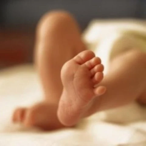ஆப்கான் மருத்துவமனையில் 12 குழந்தைகள் உயிரிழந்த சோகம்