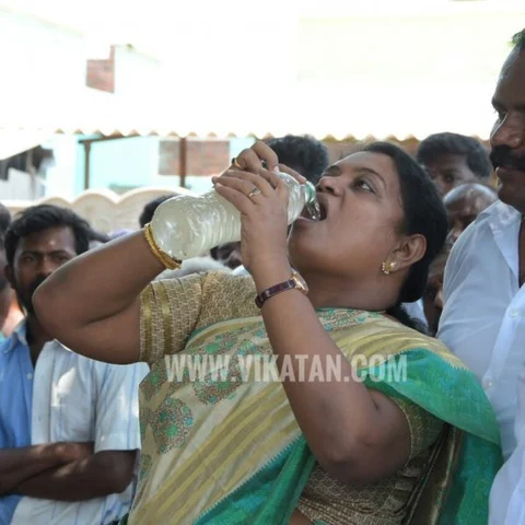 `உங்க ஆட்சியில் தொடங்கிய ஆலையை நீங்களே மூடிவிடுங்கள்’ - கடுகடுத்த கீதா ஜீவன் எம்.எல்.ஏ.