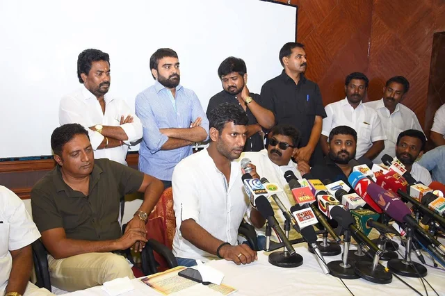தமிழ் திரைப்படத் தயாரிப்பாளர் சங்கத் தேர்தல் வாக்குபதிவு தொடங்கியது!
