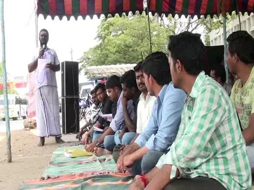தமிழீழம் கோரி கோவையில் பொதுமக்கள் உண்ணாவிரதம் ( படங்கள் )