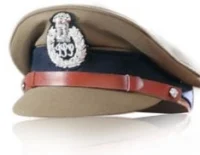 வாகனத்தை ரவுடிகளிடம் கொடுத்து பணம் வசூலித்த எஸ்.ஐ.!