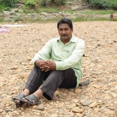 ``நான் வீட்ட பாத்துக்குறேன்... நீங்க நாட்ட பாத்துக்கோங்க..!” - முகிலன் மனைவி பூங்கொடி