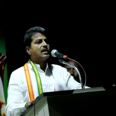 ``ஒவ்வொரு பா.ஜ.க தொண்டரிடமும் 4 கேள்விகள்” - ரஃபேல் ஊழல் விளக்கப் பொதுக்கூட்டத்தில் காங்கிரஸ்