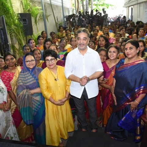 `யாராவது நல்லது செய்யமாட்டார்களா என நானும் காத்திருந்தேன்!’- மகளிர் தின விழாவில் கமல் பேச்சு