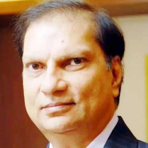 ஐந்தாயிரம் கோடி ரூபாய் வங்கி மோசடி செய்துவிட்டு நைஜீரியா தப்பிச்சென்ற குஜராத் தொழிலதிபர்