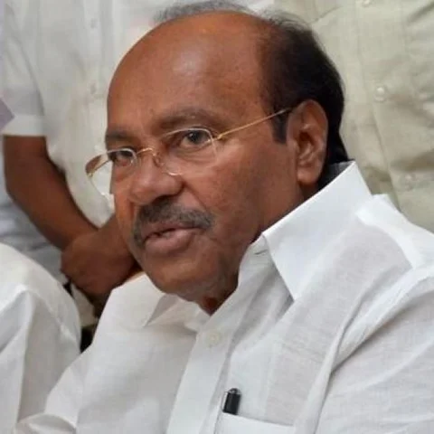 ``இயற்கை எரிவாயு வயல்களைத் தனியார் நிறுவனங்களுக்குத் தாரைவார்ப்பதா?” - ராமதாஸ் கடும் கண்டனம்