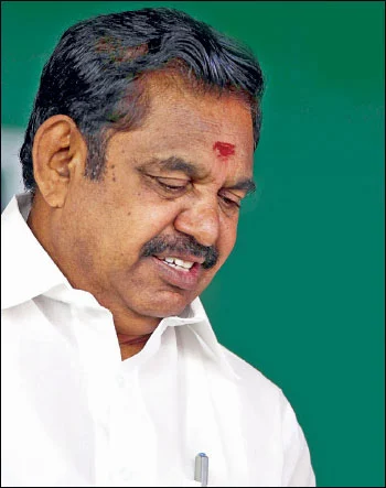 'கொடநாடு' மரணங்கள்: 7 நிமிட வாசிப்பில் ஜூ.வி-யின் 10 தெறிப்புகள்!