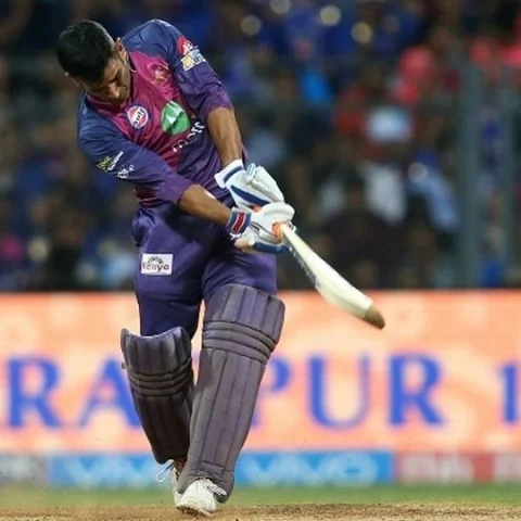 அந்த 5 சிக்ஸர்கள்... வான்கடேவில் 'வாவ்' தோனி! #MSDhoni #IPLFinal