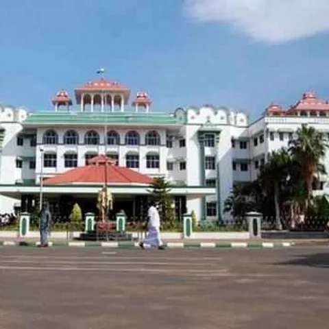 இப்படிச் செய்தால் புகார் கொடுக்க எந்தப் பெண் முன்வருவாங்க? - தமிழக அரசை சாடிய நீதிமன்றம்