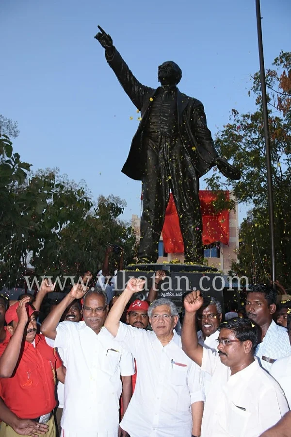 `மத்தியில் ஆளும் ஊழல் ஆட்சி அகற்றப்பட வேண்டும்!’ - நெல்லையில் சீதாராம் யெச்சூரி பேச்சு