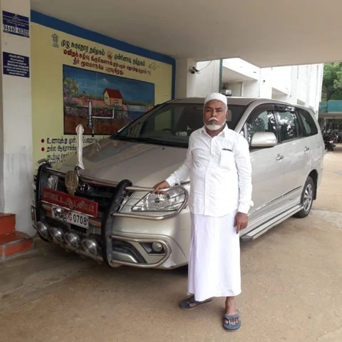 சிவகங்கை மாவட்ட கலெக்டரின் காரை ஜப்தி செய்ய வந்தவர் மீது வழக்கு பதிவு!