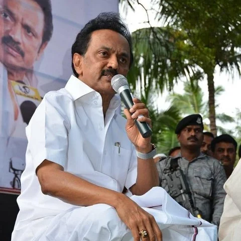 `தி.மு.க பூத் கமிட்டிகளில் அ.தி.மு.க!' - அறிவாலயத்தை மிரள வைத்த அதிர்ச்சிப் புகார்