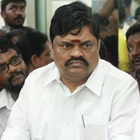 `வைகோ போராளிதான்; ஆனால், அவருக்கு நேரம் சரியில்லை!'- ராஜேந்திர பாலாஜி கிண்டல்