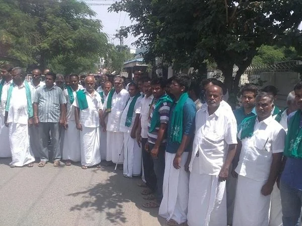 கள் இறக்க அனுமதி வேண்டும்..! திருப்பூர் விவசாயிகள் கோரிக்கை