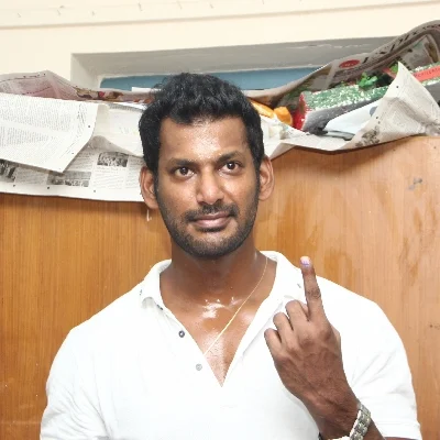 விஜயகாந்த் உறவினரை முன்னிறுத்தும் விஷாலின் வியூகம்!