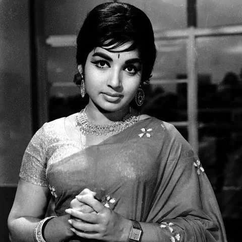 "அவர் எனக்கு வேண்டாம்!" அம்மாவிடம் கெஞ்சிய ஜெயலலிதா! - நினைவு தினப் பகிர்வு