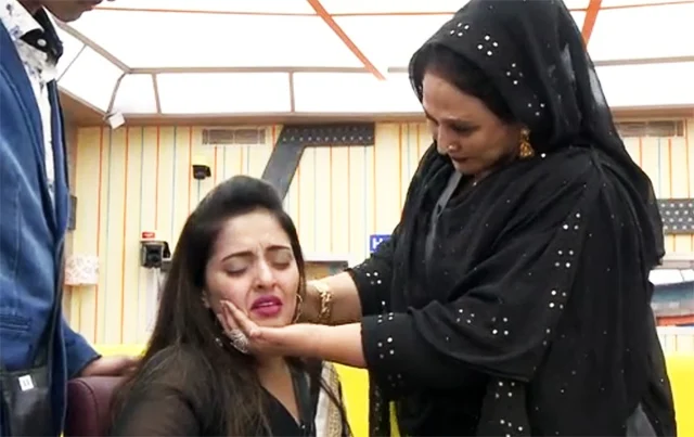 மும்தாஜின் மும்பை ஃப்ளாஷ்பேக்... ஜனனியின் ஸ்மார்ட் தங்கை! #BiggBossTamil2