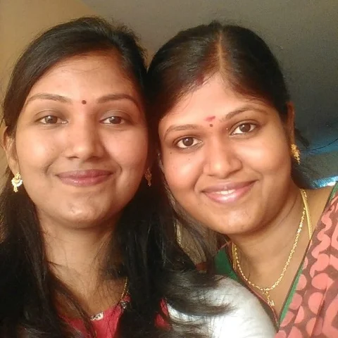 "அம்மாவின் ரெசிபியை உலகத்துக்கே சொல்றோம்" Everyday cooking தமிழ் யூ டியூப் சேனலில் அசத்தும் சகோதரிகள்