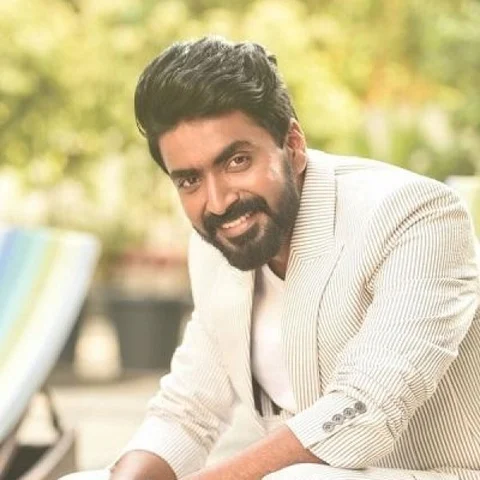 ``சரியான தருணம் வரும்போது நானே பதிவிடுகிறேன்; அதுவரை பொறுங்கள்!'' - பிரஜின் வேண்டுகோள்!
