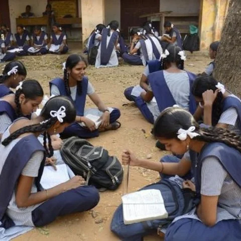 அரசுப் பள்ளிகளில் ஸ்லோ லெனர்ஸ்க்கு சிறப்பு பயிற்சி - பள்ளிக் கல்வித்துறை முடிவு!