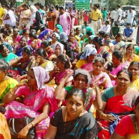 ஜாக்டோ-ஜியோ மறியல் போராட்டம் 1,500 பேர் கைது! - ராமநாதபுரத்தில் புதிய ஆசிரியர் தேர்வுப் பணி தொடக்கம்
