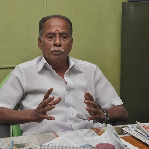 லாரி ஸ்டிரைக்கால் சேலத்தில் ரூ.250 கோடி மதிப்புள்ள சரக்குகள் தேக்கம்! - லாரி உரிமையாளர்கள் சங்கத் தலைவர்