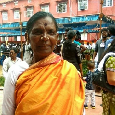 எப்படியெல்லாம் விவசாயத்த காப்பாத்தியிருக்காங்க தெரியுமா?” - ’விதைத் தாய்’ வம்பாளம்மாவின் கதை! #MustRead