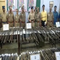 துப்பாக்கி பறிமுதல்: