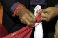 சிறுமியின் திருமணத்தை தடுத்து நிறுத்திய கலெக்டர்!