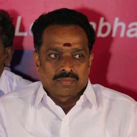 ``கரூரில் தினகரன் கூடாரம் ஒரு வாரத்தில் காலியாகும்!’’ - அமைச்சர் எம்.ஆர்.விஜயபாஸ்கர் அதிரடி!