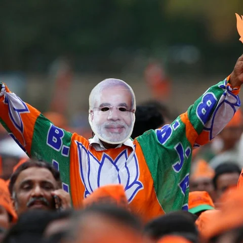 ஆளுநரைச் சந்திக்கும் எடியூரப்பா -கர்நாடகா அரசியலில் மீண்டும் பரபரப்பு!#KarnatakaVerdict #LiveUpdates