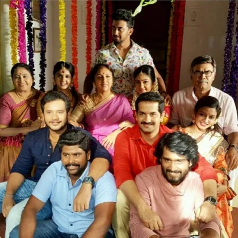 “சின்னத்திரையில இதெல்லாம் கஷ்டமப்பா” - ‘அழகு’ சீரியலில் நடிக்கும் விஜேக்கள்