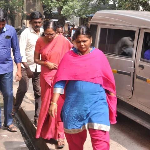 சிலைக்கடத்தல் வழக்கு - இந்து அறநிலையத்துறை கூடுதல் கமிஷனருக்கு நிபந்தனை ஜாமீன்!