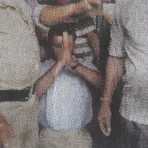 பேராசிரியரை மண்டியிட்டு மன்னிப்புக் கேட்க வைத்த செயல்! - சர்ச்சையில் ஏ.பி.வி.பி