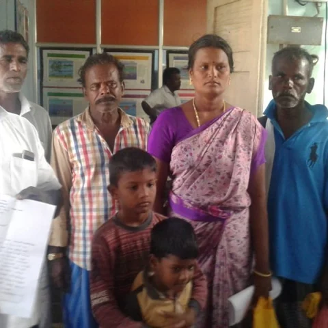 `என் அப்பாவின் உடலைக் கொண்டுவர உதவுங்கள்!’ - அரசுக்கு மீனவரின் மகள் கண்ணீர் காேரிக்கை